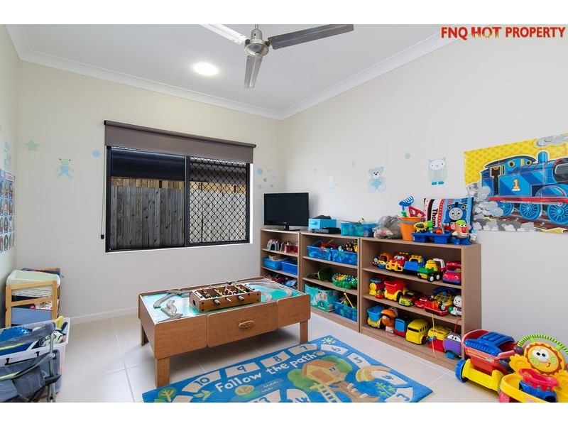 72 Harbour Drive, Trinity Park QLD 4879