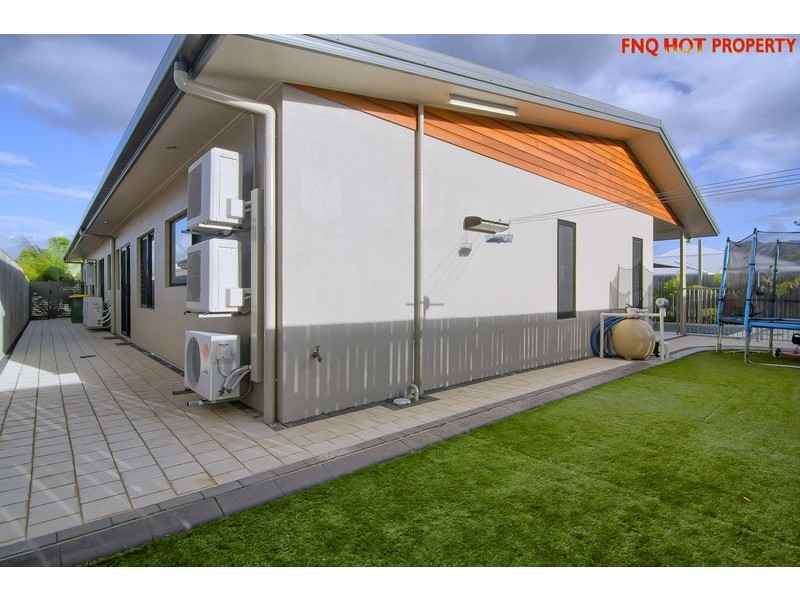 72 Harbour Drive, Trinity Park QLD 4879