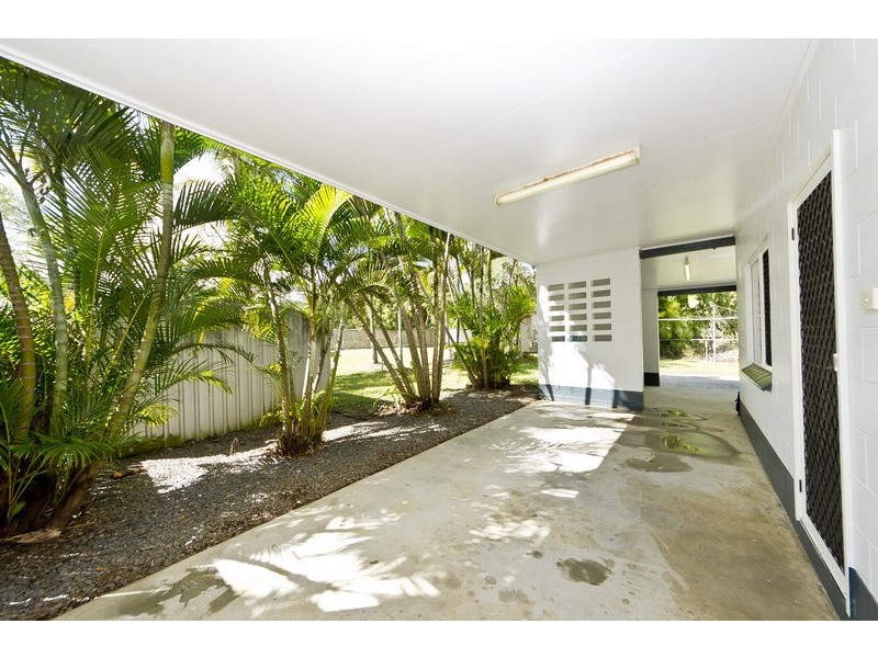 165 Loridan Drive, Brinsmead QLD 4870