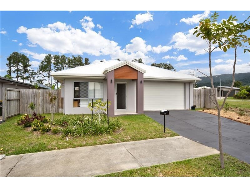11 Murrinda Gdn, Trinity Park QLD 4879