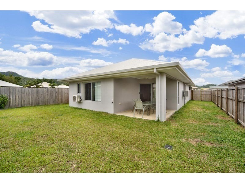 11 Murrinda Gdn, Trinity Park QLD 4879