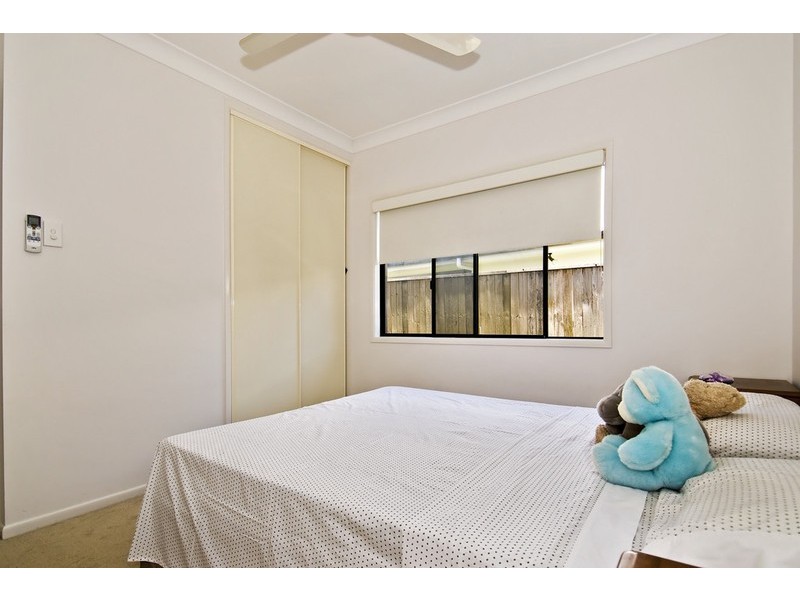 11 Bowline Cl, Trinity Beach QLD 4879