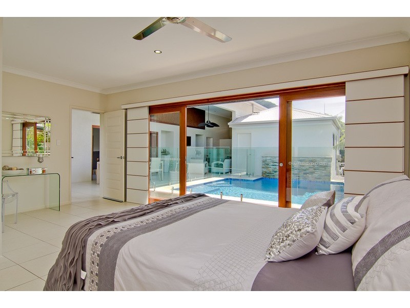 12 LITARA COURT, Palm Cove QLD 4879