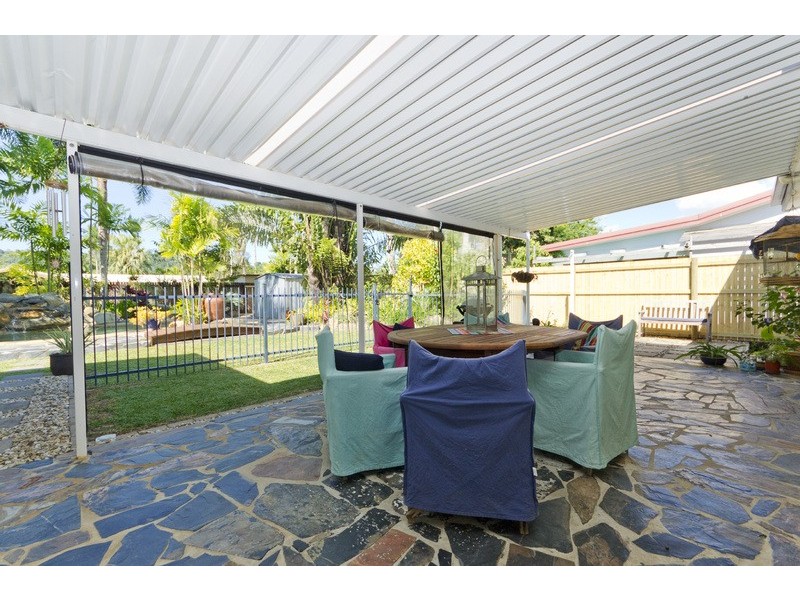 12 Windsor Cl, Brinsmead QLD 4870