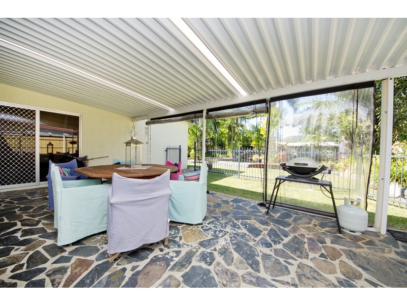 12 Windsor Cl, Brinsmead QLD 4870