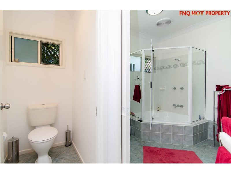 12 Mornington St, Kewarra Beach QLD 4879