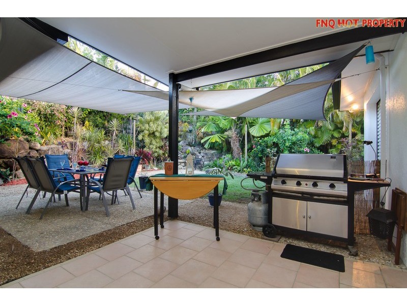 12 Mornington St, Kewarra Beach QLD 4879