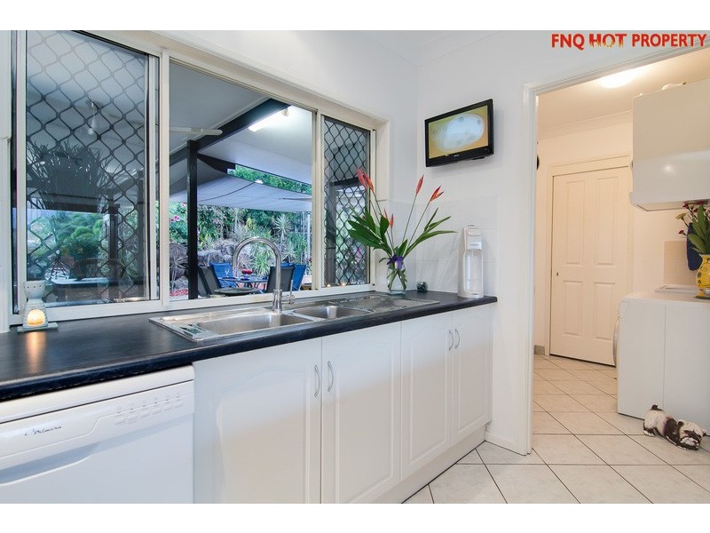 12 Mornington St, Kewarra Beach QLD 4879