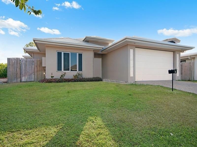 5 Icefire Qy, Trinity Park QLD 4879