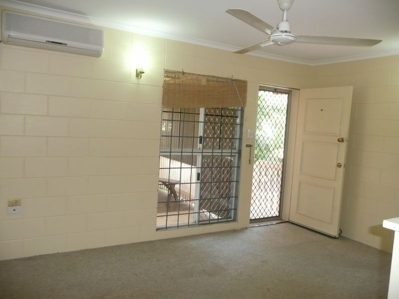 5/73 Toogood Rd, Woree QLD 4868