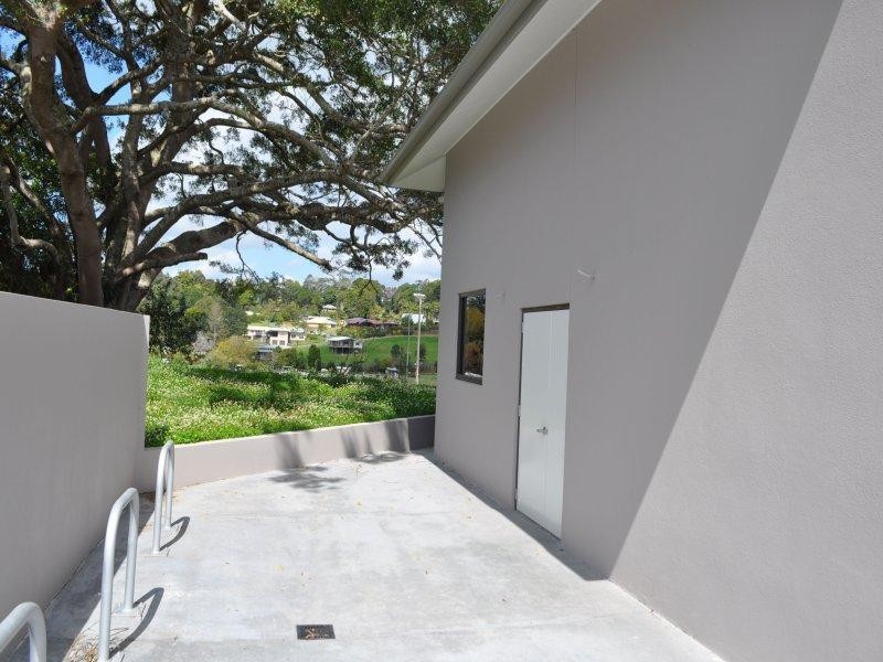 39 Coral Street, Maleny QLD 4552