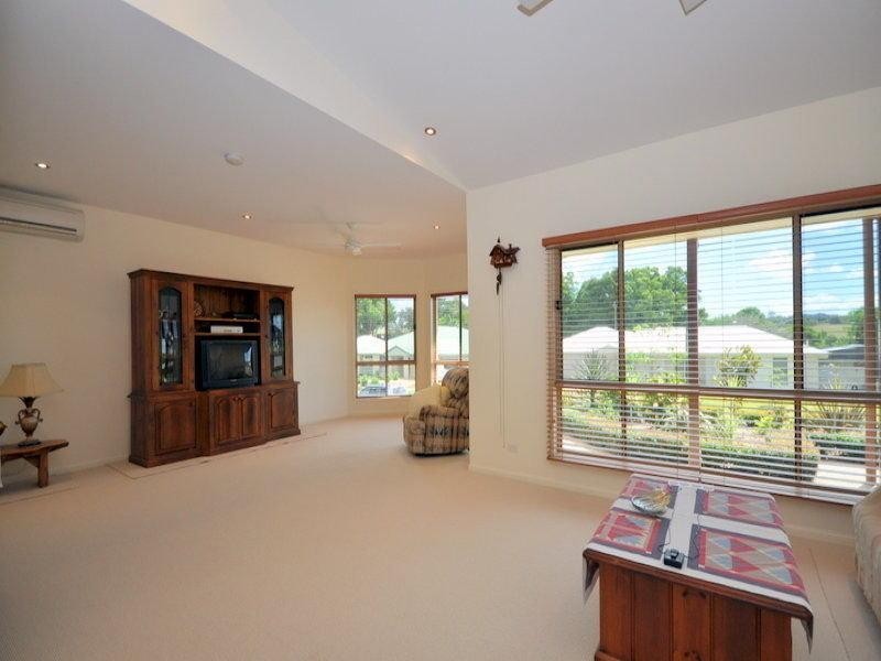 7 Macaranga Street, Maleny QLD 4552