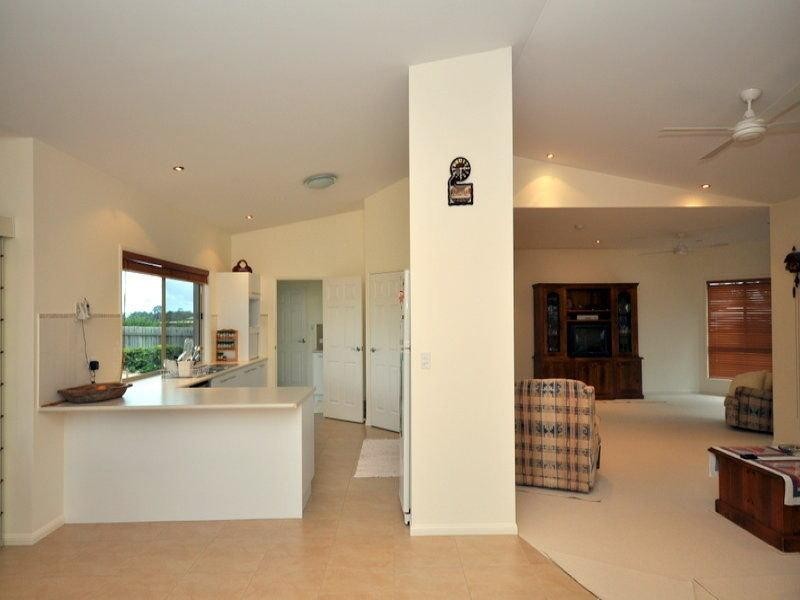 7 Macaranga Street, Maleny QLD 4552