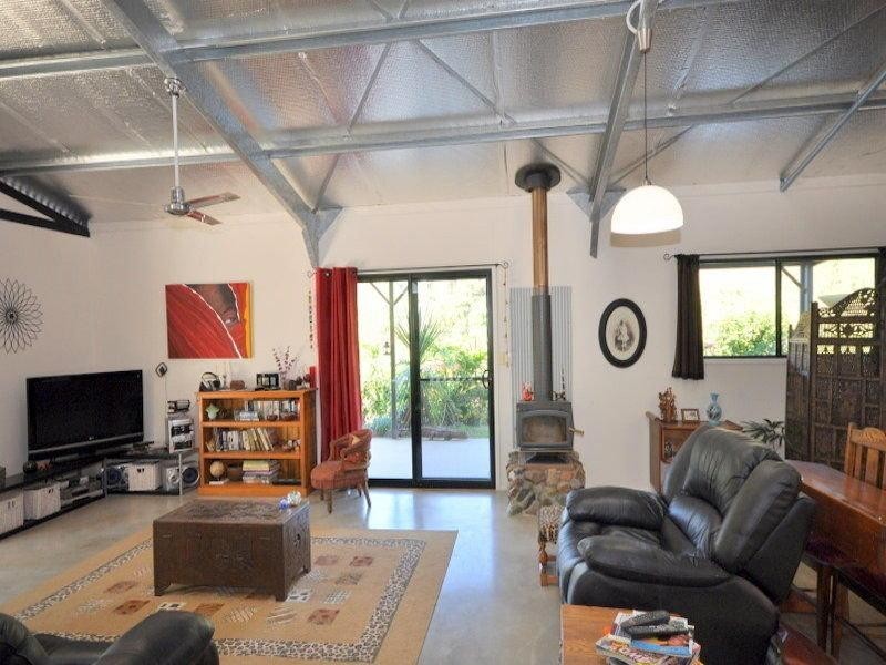 70 Chinaman Creek CAMBROON, Maleny QLD 4552