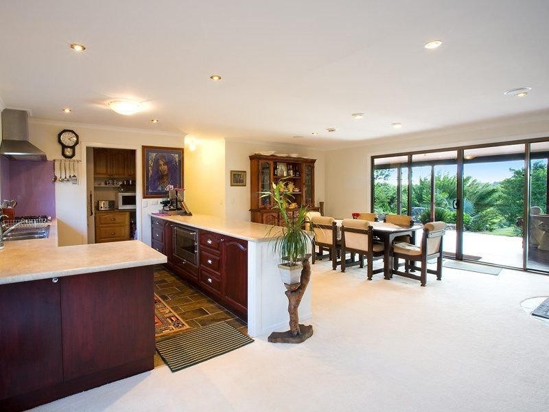 100 Kings Lane, Maleny QLD 4552