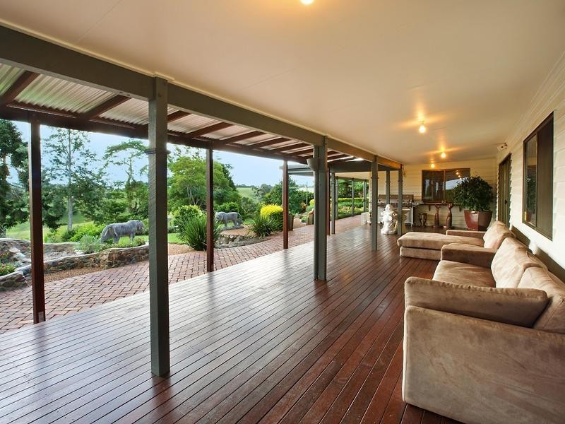 100 Kings Lane, Maleny QLD 4552
