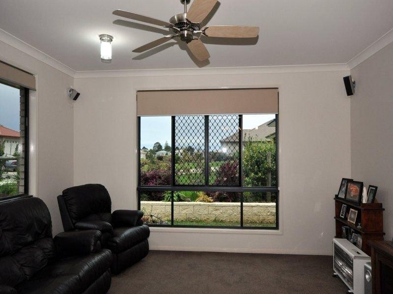 8 Watergum Street, Maleny QLD 4552