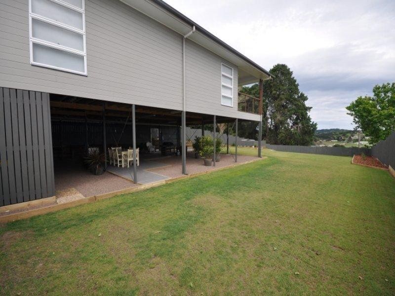 53 Bunya Street, Maleny QLD 4552
