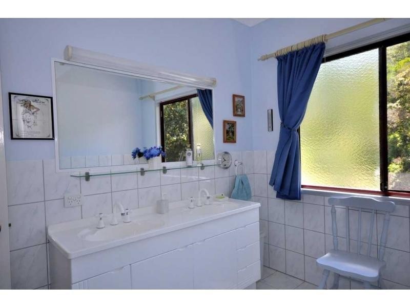 215 Policeman Spur, Maleny QLD 4552