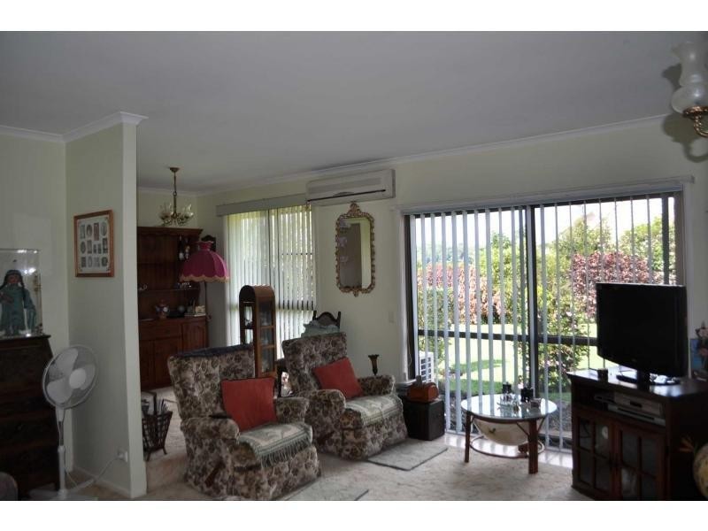 2 Falcon Crescent, Mapleton QLD 4560