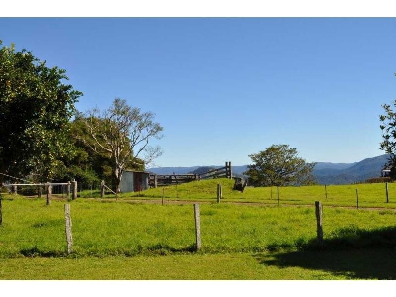 101 Maleny Kenilworth Road, Maleny QLD 4552