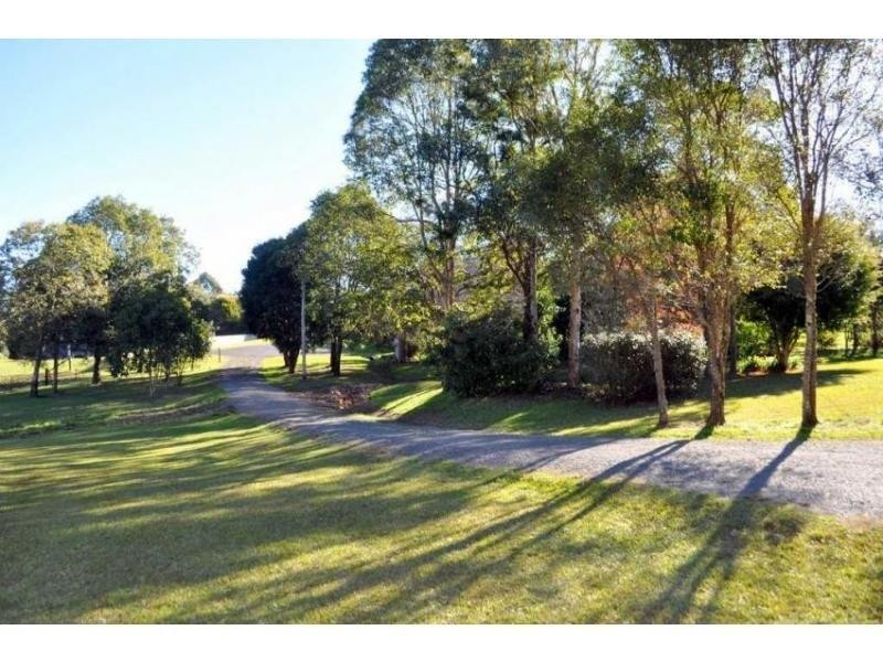 6 Freeman Court, Maleny QLD 4552