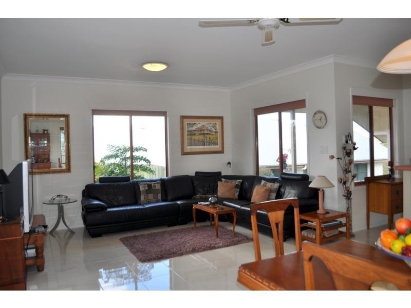 17 Pinewood Circuit, Maleny QLD 4552