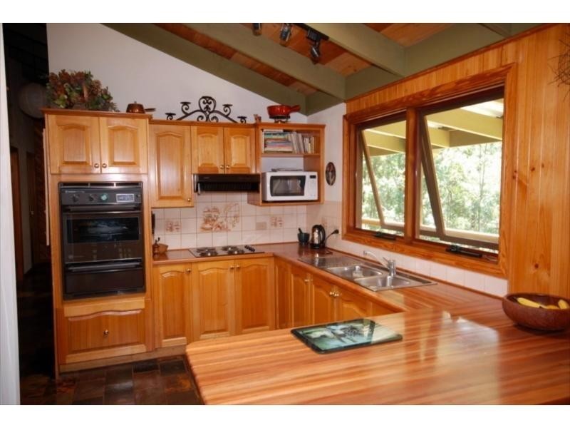 19 Granite Lane, Maleny QLD 4552