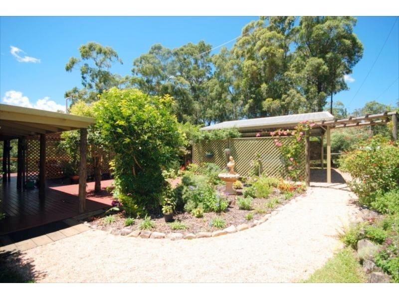 19 Granite Lane, Maleny QLD 4552