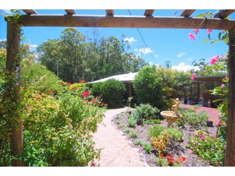 19 Granite Lane, Maleny QLD 4552