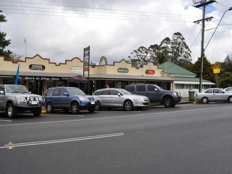 4/45 Maple Street, Maleny QLD 4552
