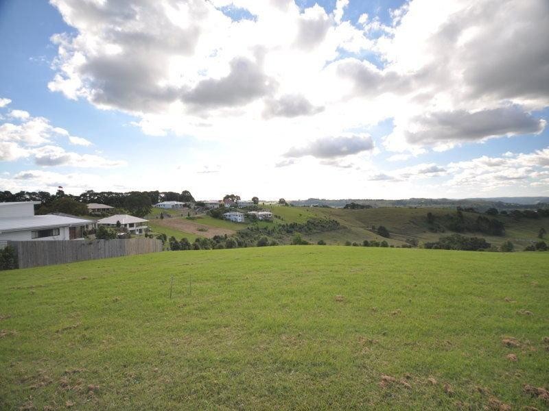 9 Curlew Court, Maleny QLD 4552