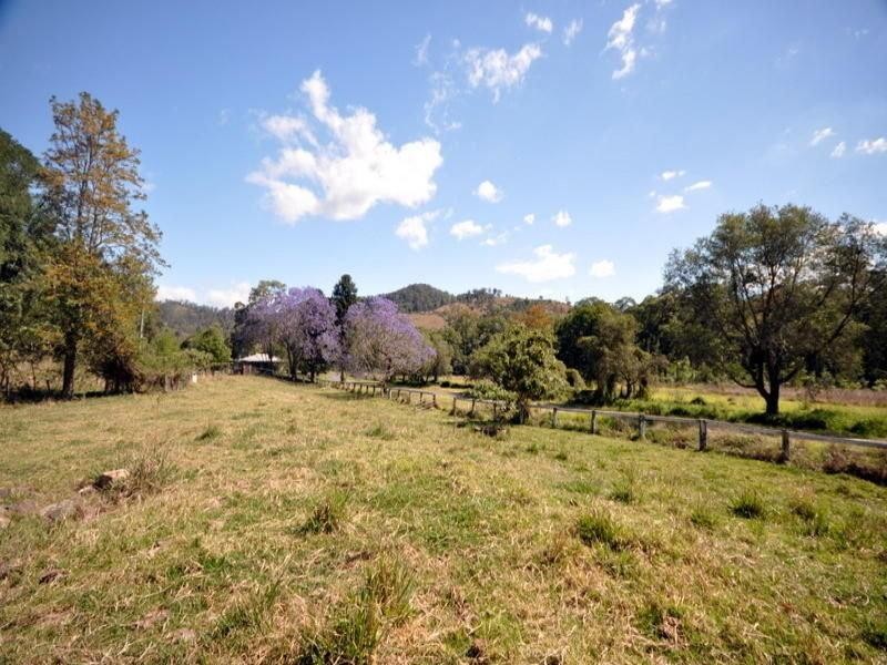 Maleny QLD 4552