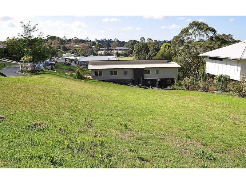 43 Centenary Drive, Maleny QLD 4552
