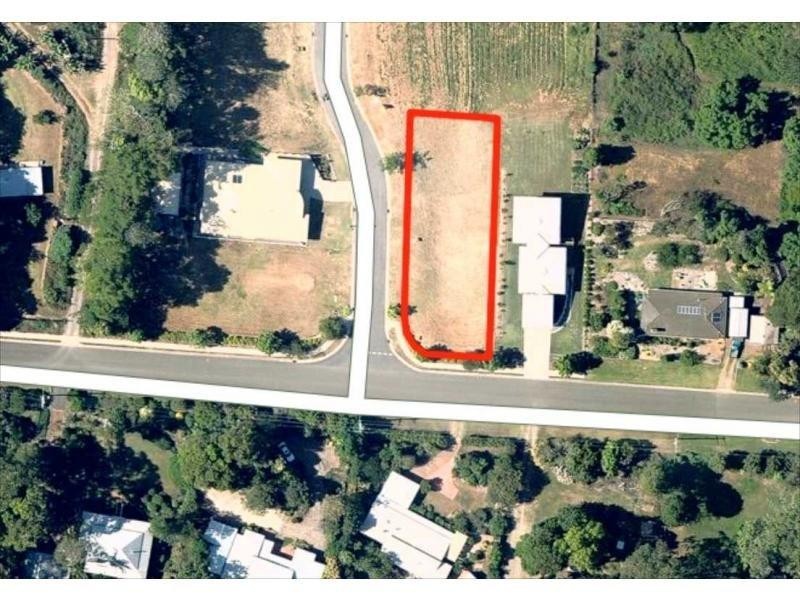 43 Centenary Drive, Maleny QLD 4552