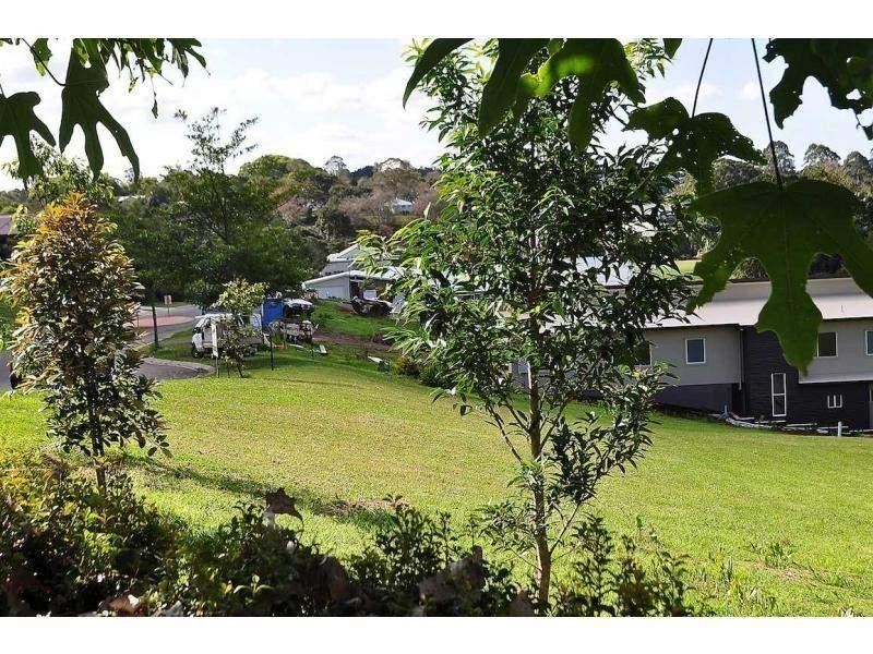 43 Centenary Drive, Maleny QLD 4552
