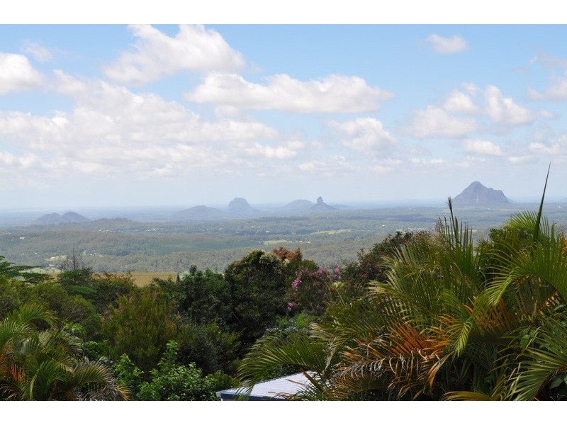 537  Mountain View Road, Maleny QLD 4552