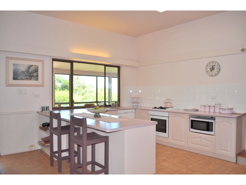 537  Mountain View Road, Maleny QLD 4552