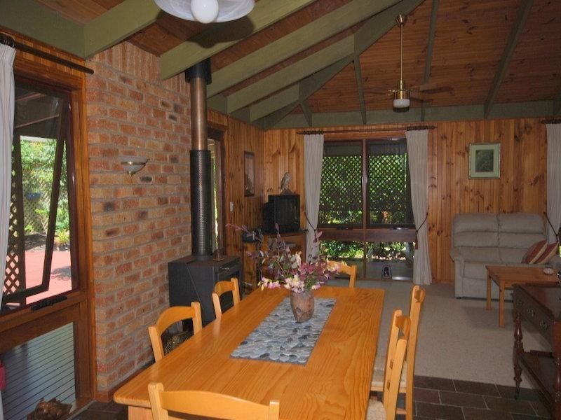 19 Granite Lane, Maleny QLD 4552