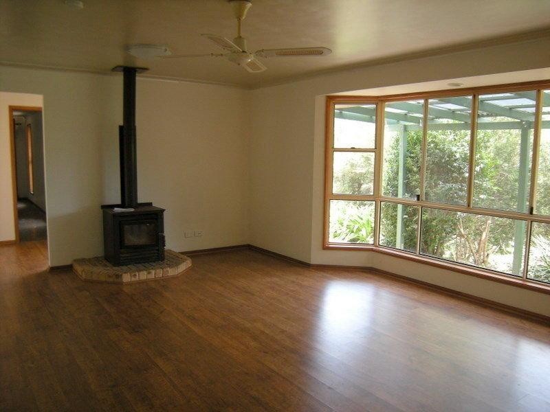 2 Gibson Street, Maleny QLD 4552