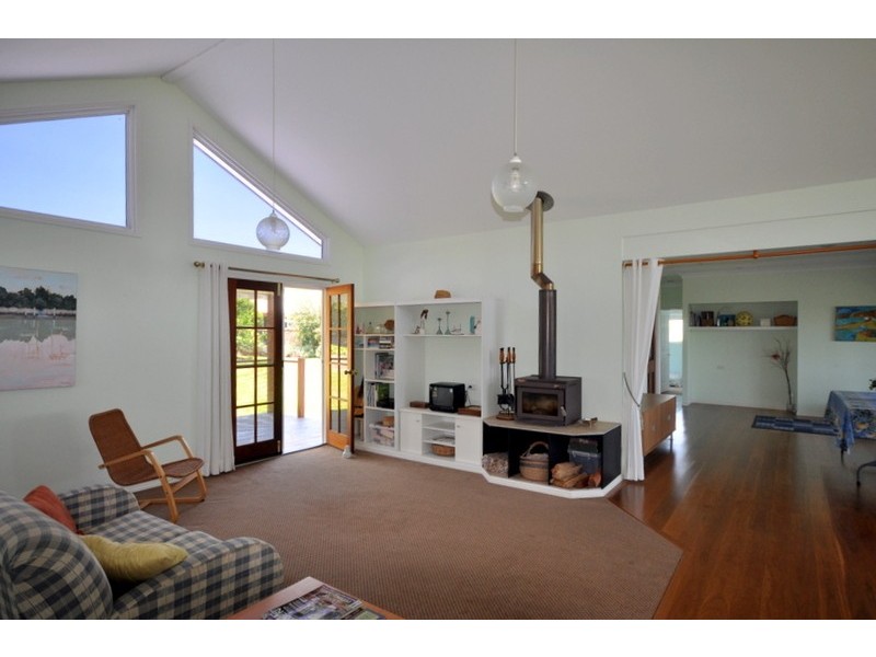 6 Rosewood Crescent, Maleny QLD 4552