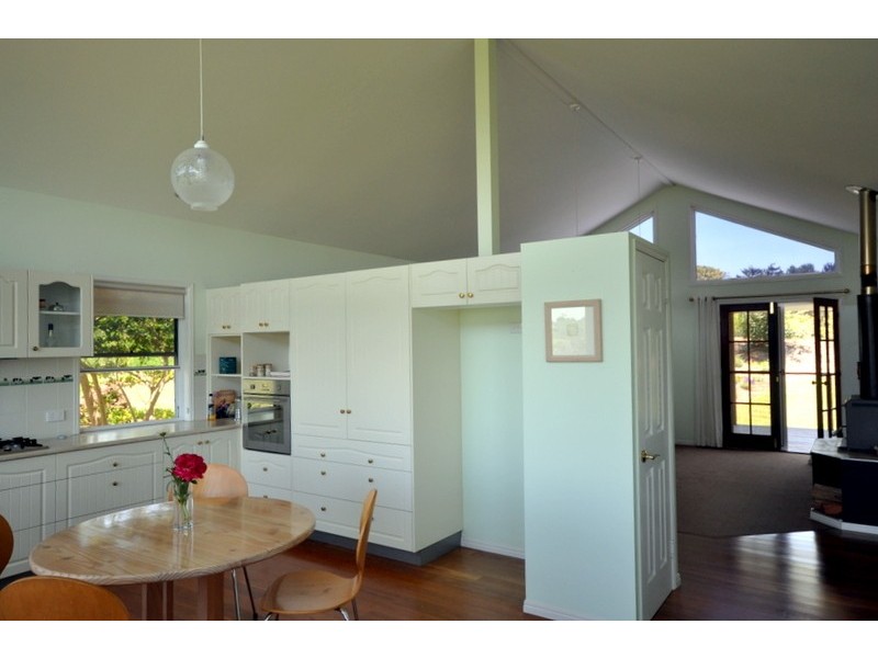 6 Rosewood Crescent, Maleny QLD 4552