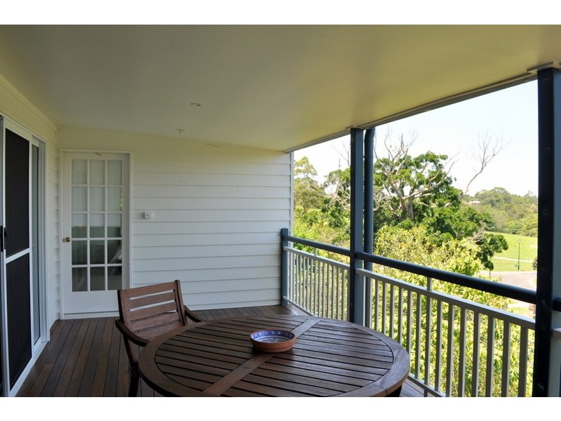 6 Rosewood Crescent, Maleny QLD 4552