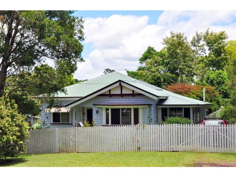 16 ASH, Maleny QLD 4552