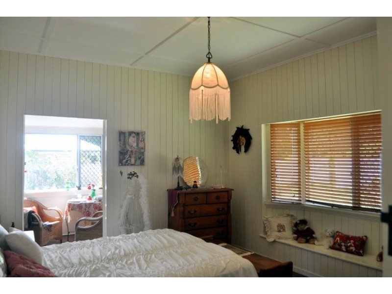 16 ASH, Maleny QLD 4552