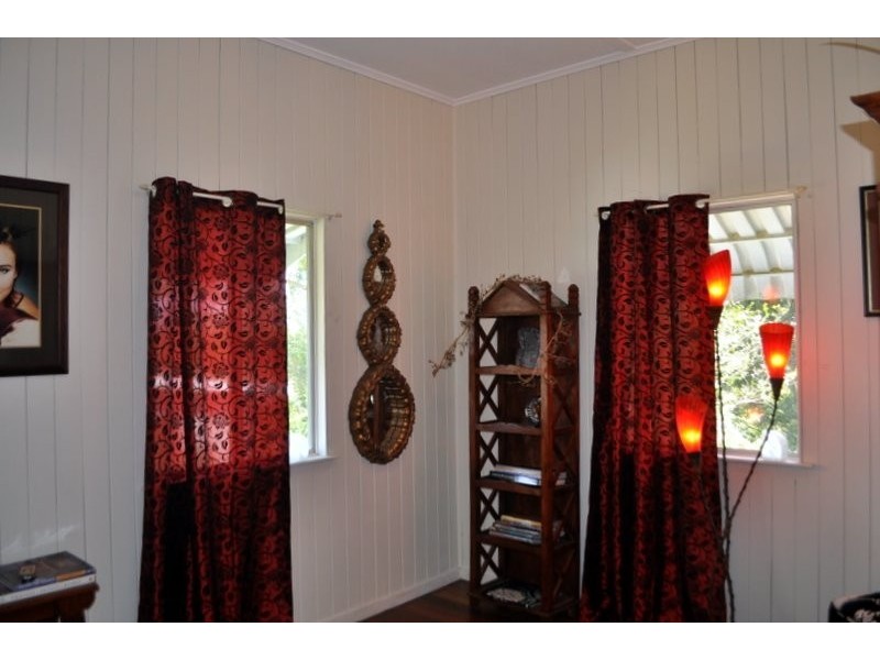 16 ASH, Maleny QLD 4552