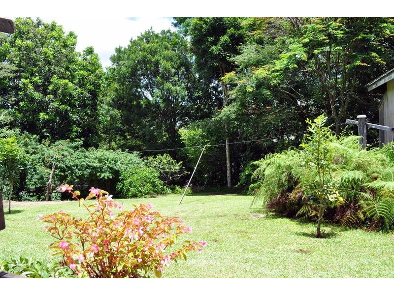 16 ASH, Maleny QLD 4552