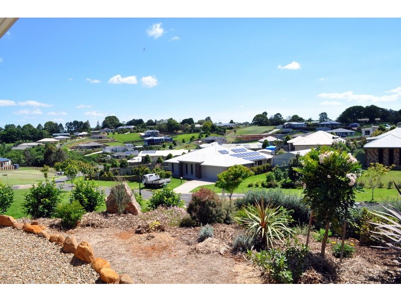 35 Water Gum Cresent, Maleny QLD 4552