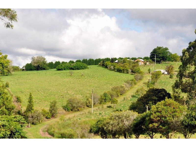 45 Treehaven Way, Maleny QLD 4552