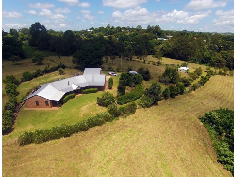 45 Treehaven Way, Maleny QLD 4552